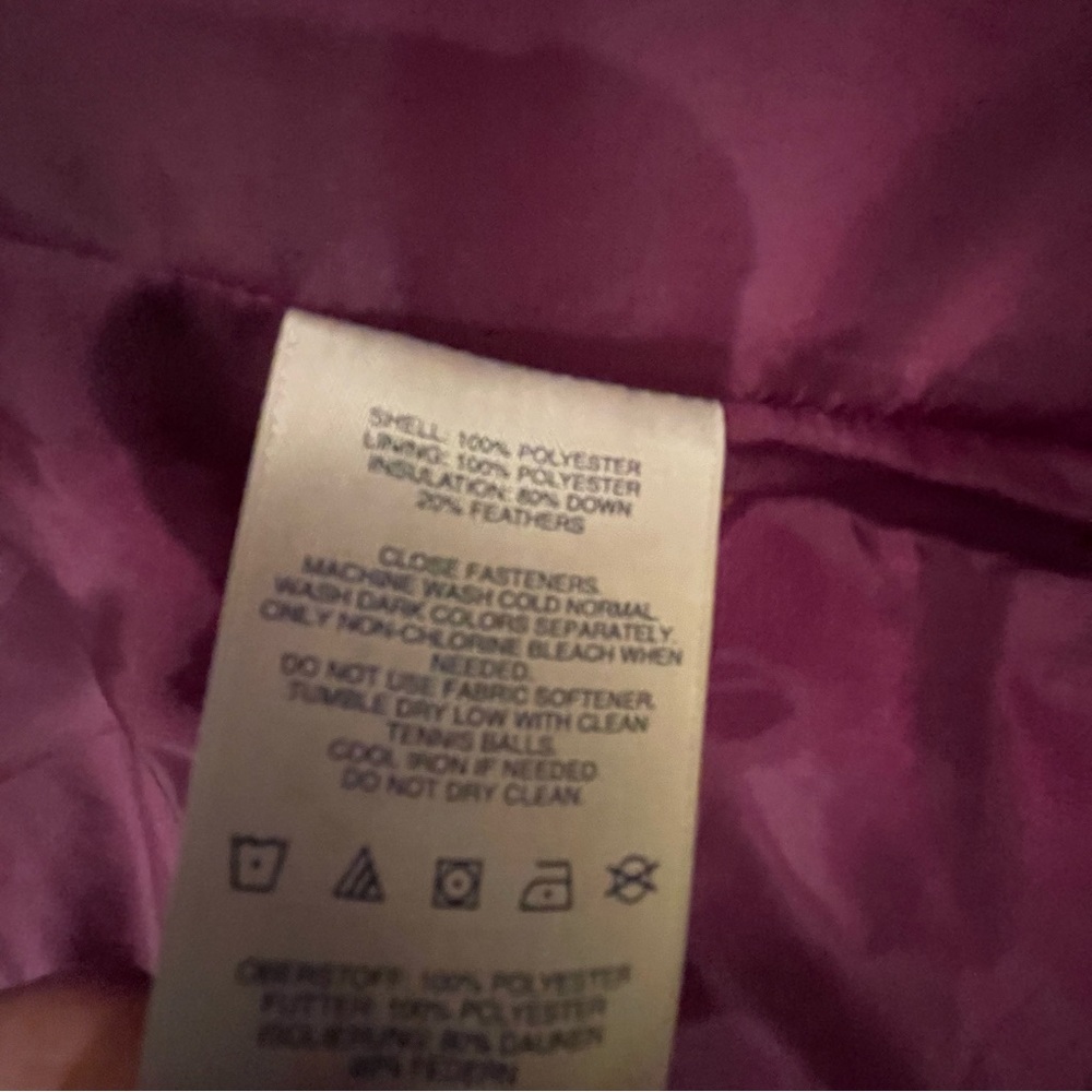 Women's LAND’S END Plum Puffer Vest - Picture 6 of 6